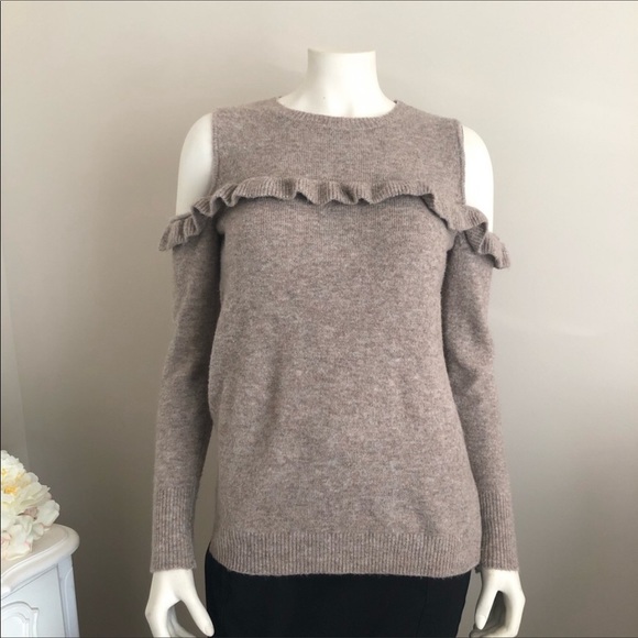 Small Shoulder-less Light Brown Sweater - Picture 2 of 4